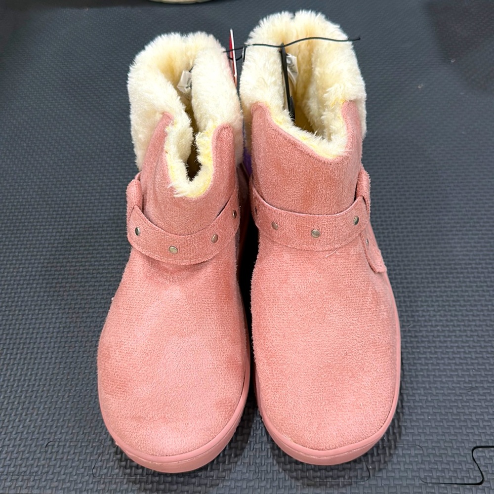NWT-Rampage Girl Cute Boots